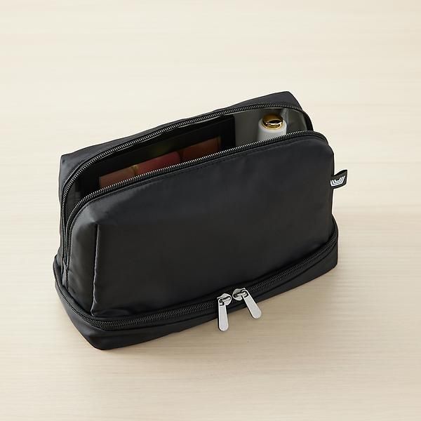 Cosmetic Bags & Organizers