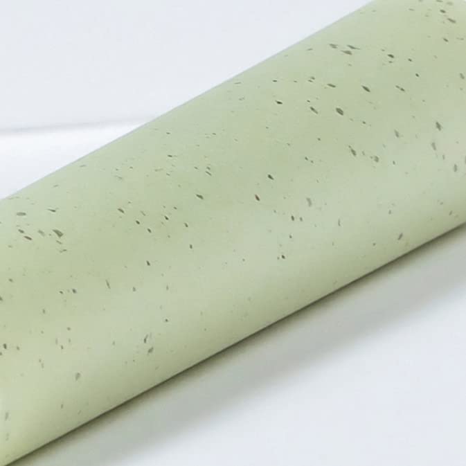 Natural Green Tea Oil Absorbing Tissues - 200 Counts in 2 Pack, Premium Face Oil Blotting Paper - Take 1 Piece Each Time Design - Large 10CM Oil Absorbing Sheets, No Waste and Easy to Carry in Pocket!