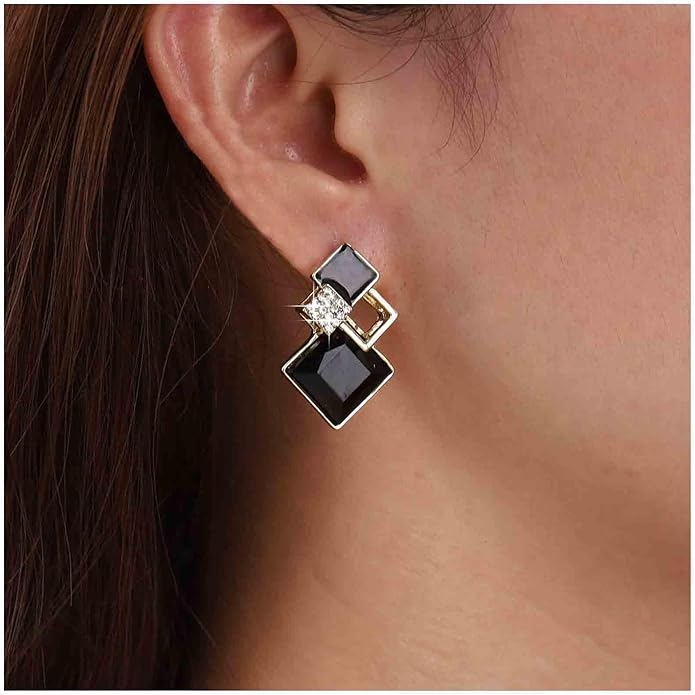 Vintage Crystal Square Drop Earrings Black Square Stud Earrings Gold Hollow Square Dangle Earrings Black Onyx Square Earrings Jewelry for Women