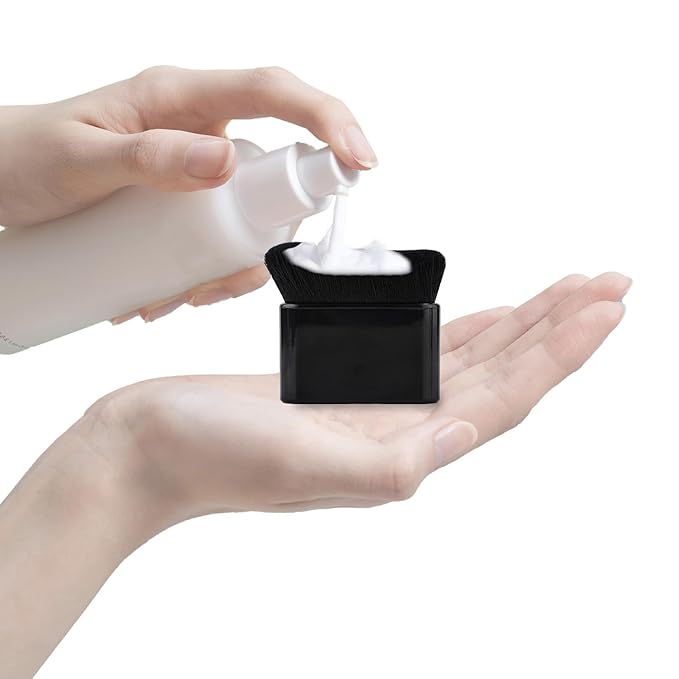 Self Tanning Brush, Self Tanner Applicator Brush Foundation Body Makeup Brushes Self Tan Brush for Kabuki Face Spray(Black)