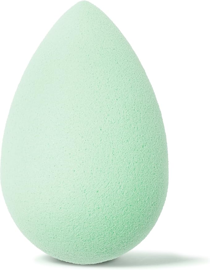 Beautyblender® | Mint Beauty Blender Makeup Sponge, Super-Soft Foam Easily Blends Foundations, Powders & Creams, Made in USA, Reusable, Washable, Streak Free Application, Vegan, Cruelty Free