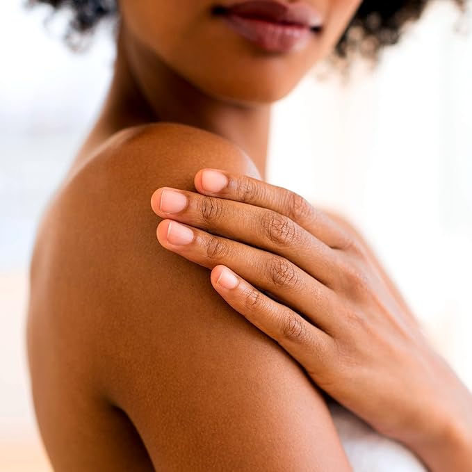 Olay Body Wash for Women, Fresh Radiance, Refreshing & Renewing, Made with Plant Based Cleansers, B3 Botanical Complex, For All Skin Types, Rose Water & Sweet Nectar Scent, 33 fl oz (Pack of 4)