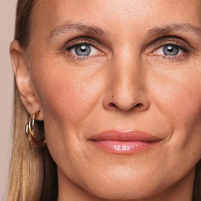 Jouer Crème Eyeshadow Crayon | Men & Women | Built-In Sharpener | Dermatologist Tested | Waterproof, Fast Drying & Crease Resistant Formula