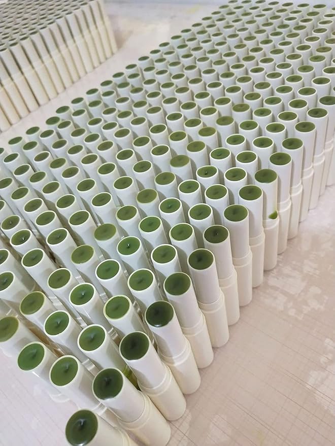 2PC Lip care Of Lips Pink Green