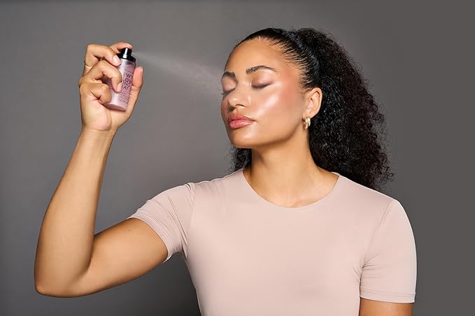 Catrice | Prime & Fine Illuminating Dewy Glow Spray | Transparent and Fast Drying Fixing Spray| Paraben Free & Vegan | Cruelty Free (Pack of 1)