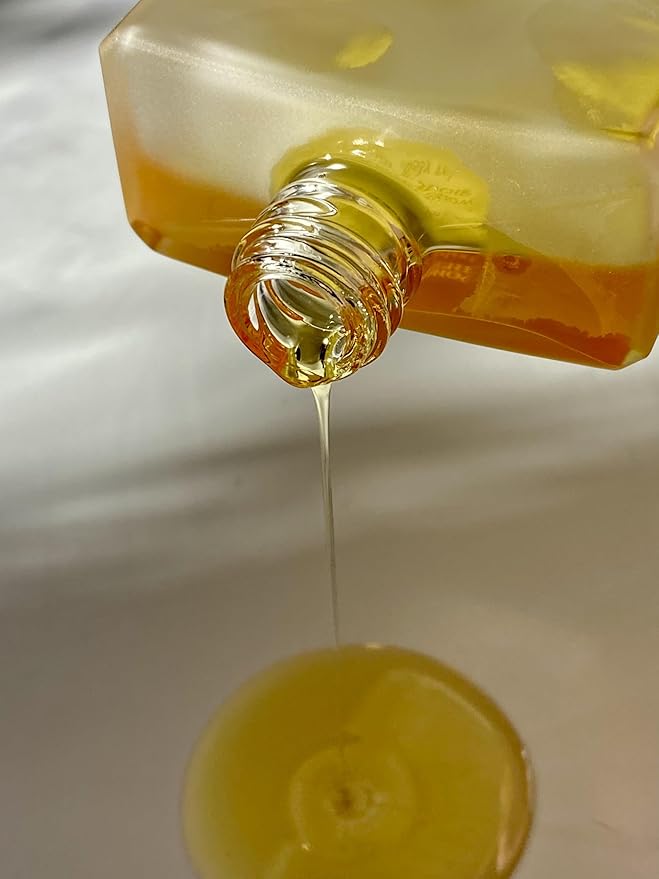 Aromatherapy Associates Revive Evening Bath and Shower Oil – Natural Hydrating Oil with 3 Essential Oils to Refresh Mind, Body, and Spirit (1.86 oz)