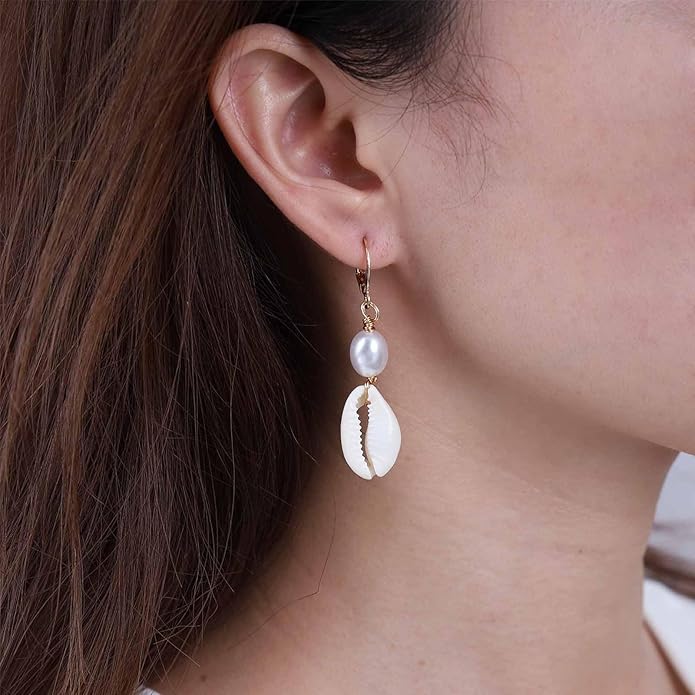 Boho Shell Drop Earrings Vintage Gold Star Shell Dangle Earrings Statement Cowrie Shell Hook Earrings Summer Beach Seashell Earrings Jewelry for Women