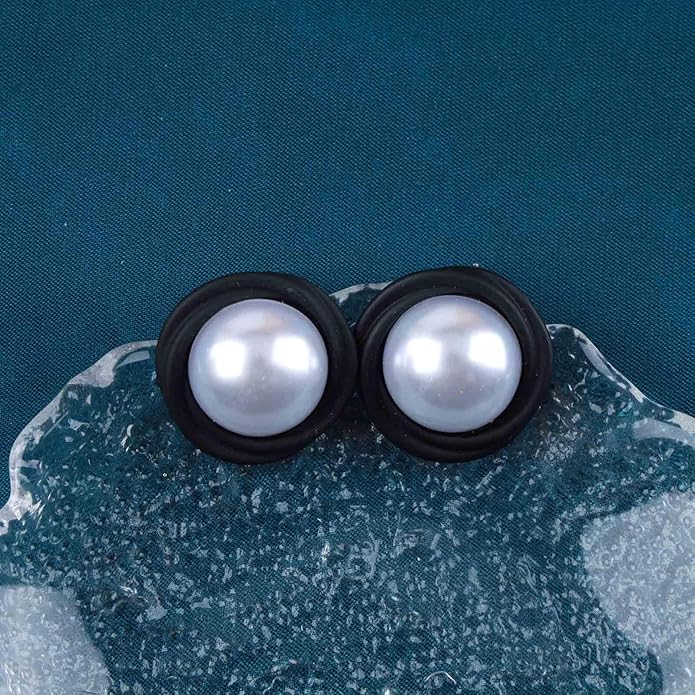 Vintage Mermaid Pearl Stud Earrings Half Pearl Earrings Black Enamel Circle Earrings Mermaid Stud Earrings Jewelry for Women and Girls