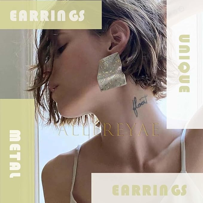 Bohemia Star Climber Crawler Earrings Gold Crystal Star Ear Climber Earrings Cluster Star Studs Earring Festival Earrings Jewelry for Women and Girls (Gold)