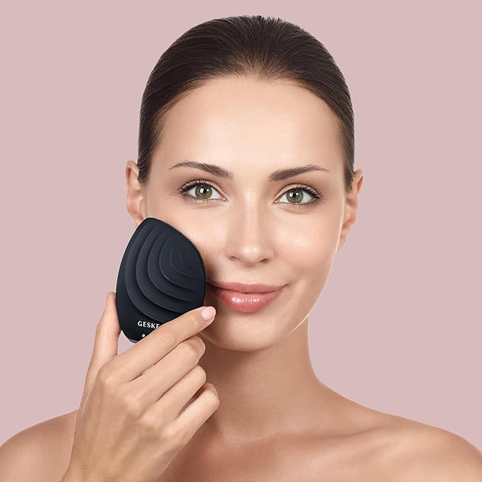 GESKE SmartAppGuided Sonic Facial Brush 5 in 1 | Vibrating Electric Cleansing Brush | Soft Silicone | Professional Cleanser | Skin Exfoliator | Face Massager