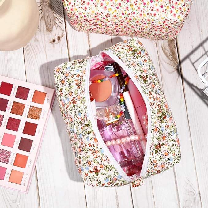 Soidram floral makeup bag quilted