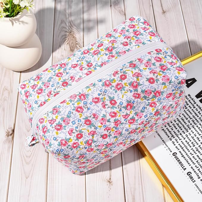Soidram pink makeup bag floral