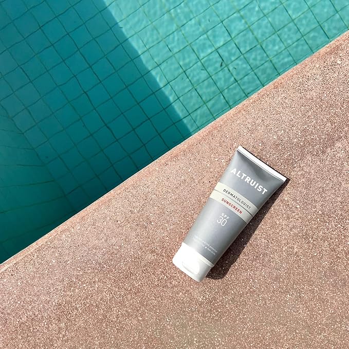 Altruist. Dermatologist Sunscreen. Broad Spectrum SPF 30 & high UVA Protection 200 ml - Pack of 2