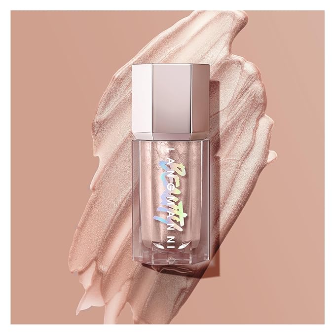 URQT Highly Pigmented Liquid Contour - Built-in Sponge