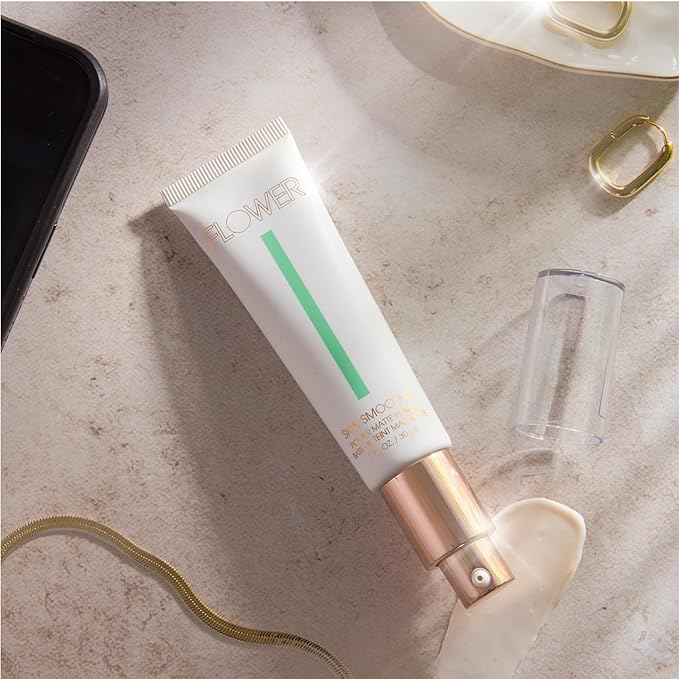 FLOWER BEAUTY By Drew Barrymore Skin Smoothie Power Absorbs Oil