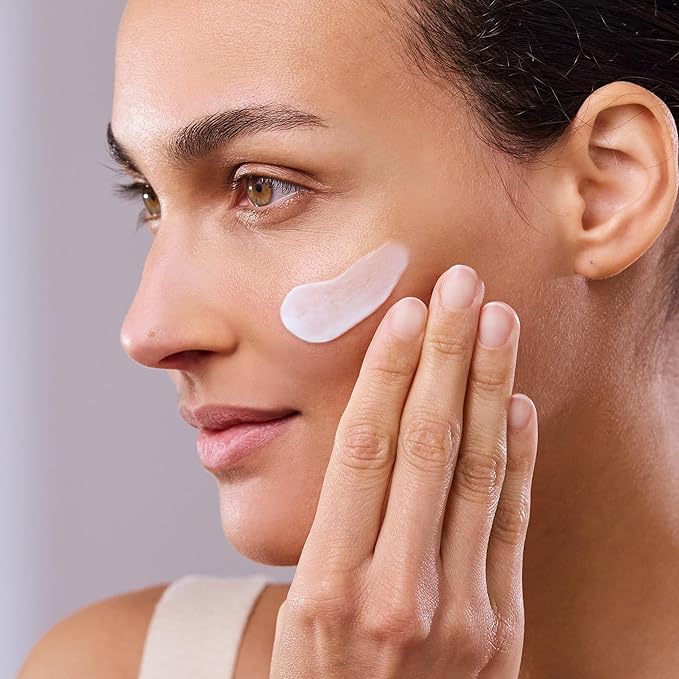 Evolve Organic Beauty - Natural Daily Renew Facial Cream | Small-Batch, Vegan Clean Beauty (2 oz | 60 mL) Packaging May Vary