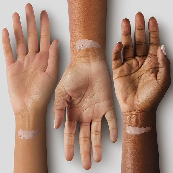 Estée Lauder Double Wear Stay-in-Place 24-Hour Long-Wear Matte Foundation, 1.0 oz, 1C0 Shell