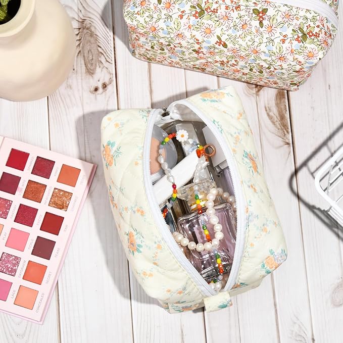 Soidram floral makeup bag quilted