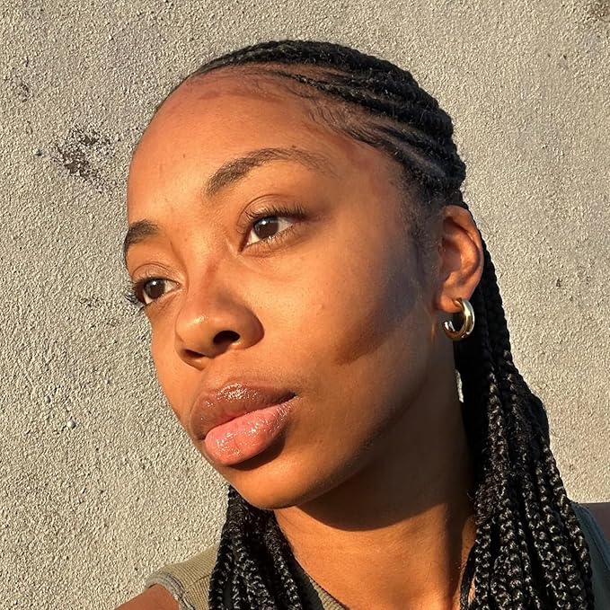 Axiology Shaping Stick for Definition, Bronzing, and Contour