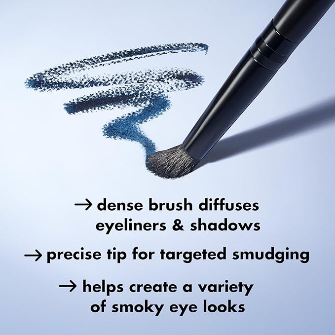 e.l.f. Smudge 'N Smoke Eyeliner Brush, Multi-Use Eyeshadow & Eyeliner Brush For Creating A Perfect Smoky Eye, Vegan & Cruelty-Free