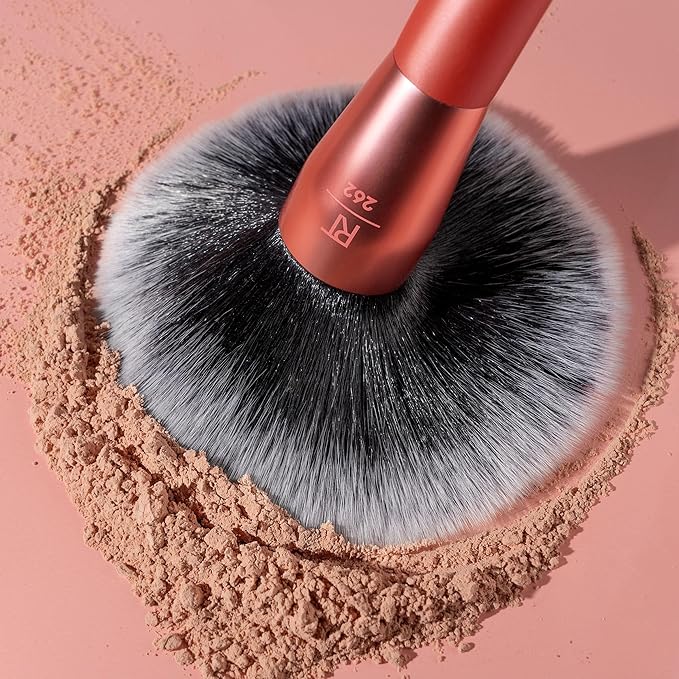 Real Techniques Extra Big Powder Brush, Large Makeup Brush For Powder, Fluffy Head For All-Over Setting, XL Oversized Brush For Quick Application, Cruelty-Free, Synthetic Bristles, 1 Count