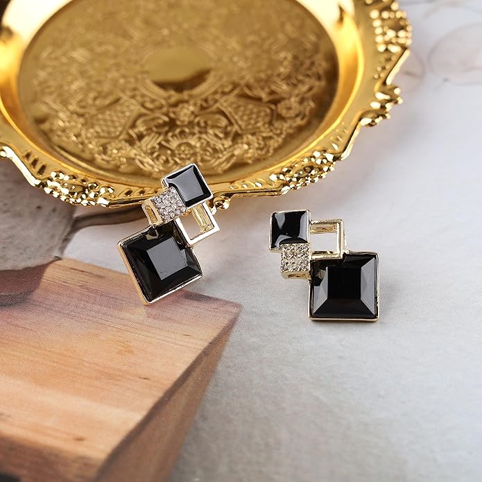 Vintage Crystal Square Drop Earrings Black Square Stud Earrings Gold Hollow Square Dangle Earrings Black Onyx Square Earrings Jewelry for Women