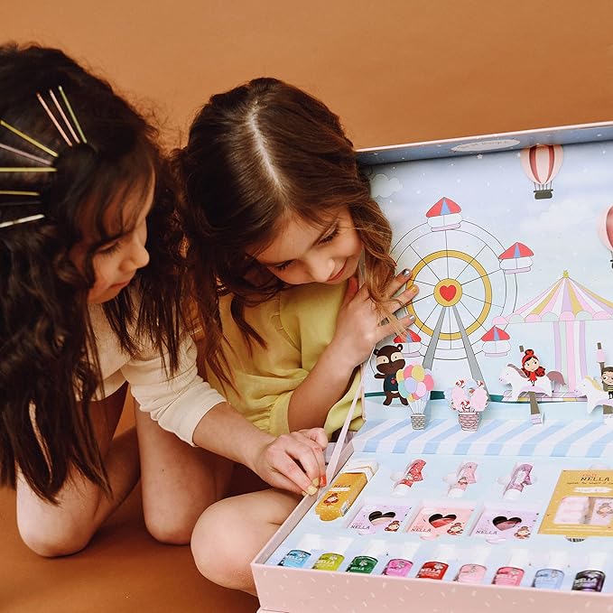 MISS NELLA Pop-up Beauty Suitcase, Nails